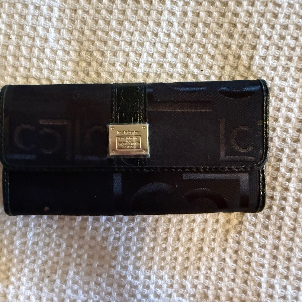 Liz Claiborne Black Wallet